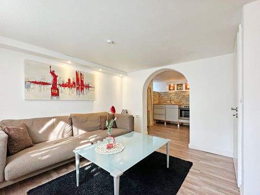 Wohnzimmer (Kellergeschosswohnung) 