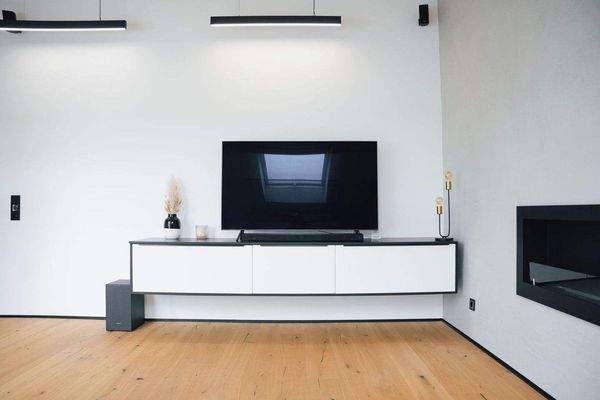 Lowboard inkl, Soundanlage