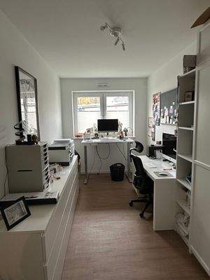 Modernes Arbeitszimmer