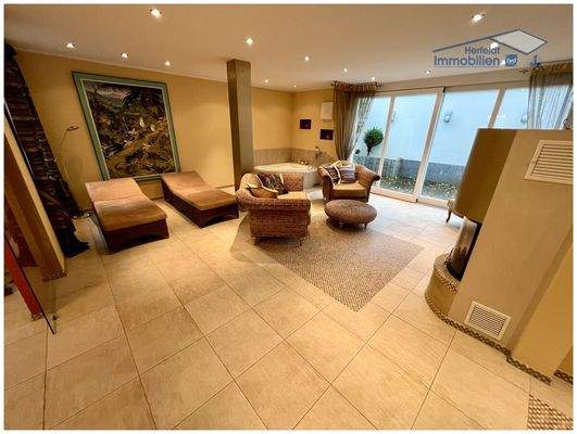 Geräumiger Wellness-Bereich