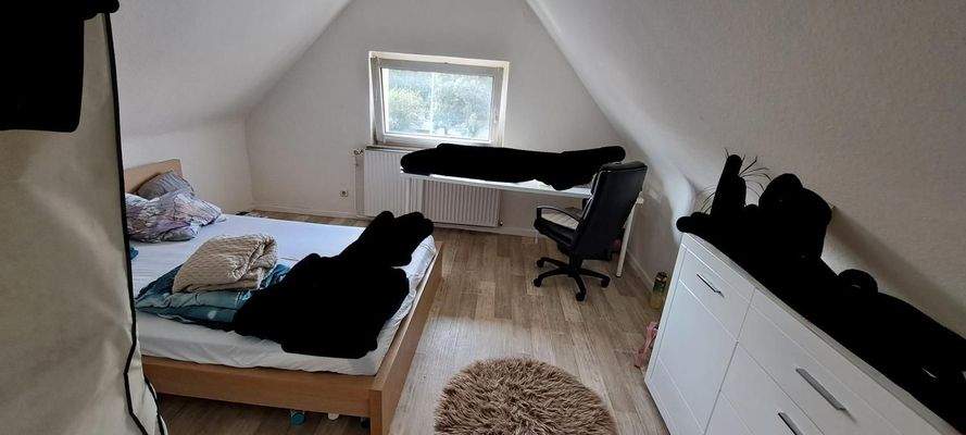 Gemütliches Dachzimmer