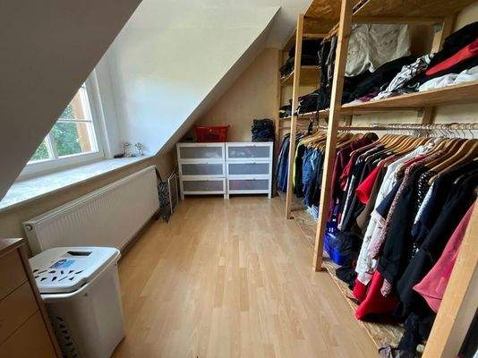 Vorderhaus - OG Ankleide