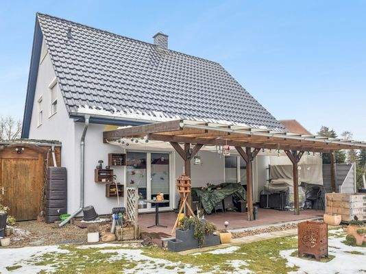 Rückansicht mit Garten