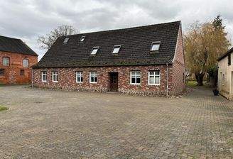 Ansicht  Haus (1)