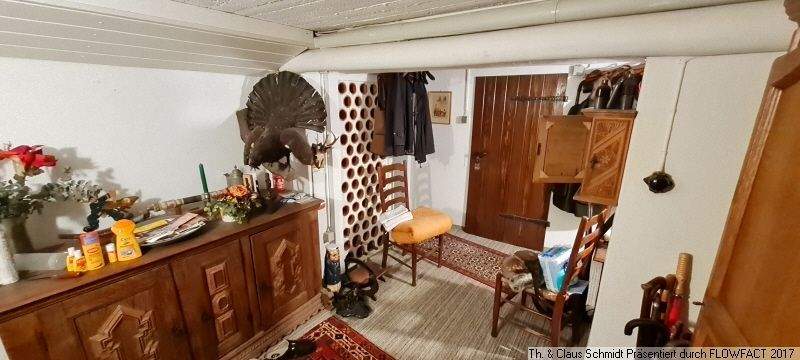 Blick in den Keller mit Sauna