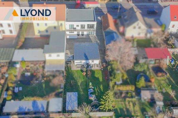 Haus + Garage + Garten