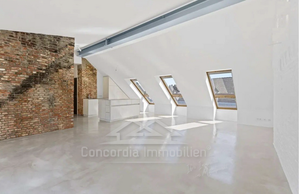 heller und offener Wohnbereich