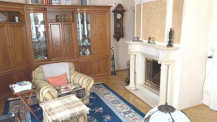 OG - Kaminbereich Bürozimmer