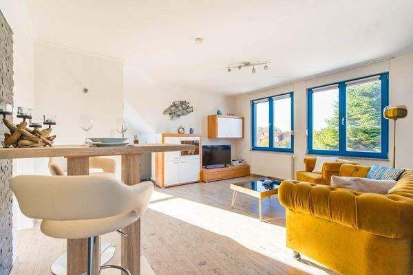 Zweifamilienhaus DG - Wohn-/Esszimmer