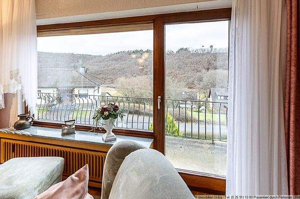 Blick aus dem Wohnbereich