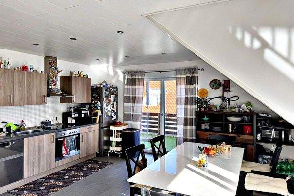 Küche/Essbereich DG