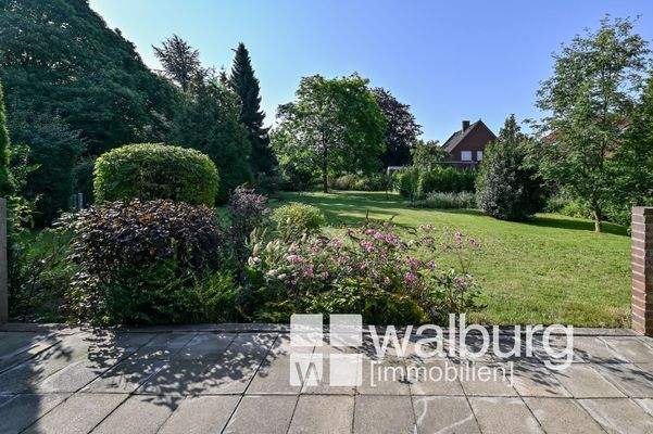 27 Blick von der Terrasse aus