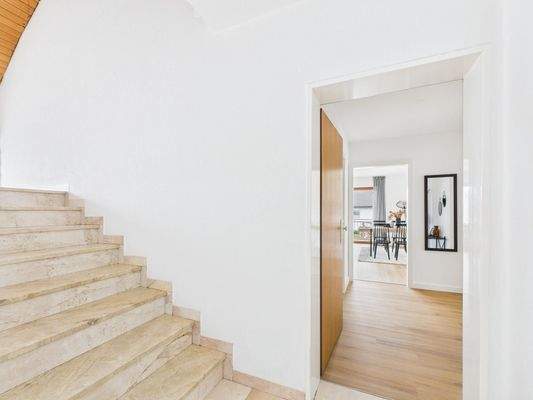 Wohnungseingang (Treppenhaus)