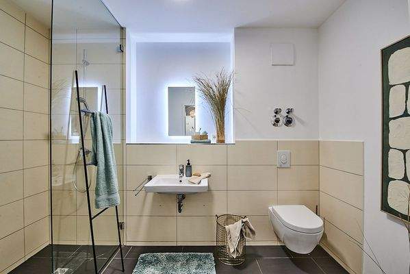 Bad, bodengleiche Dusche