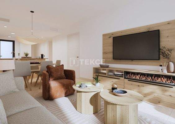 Apartments with Pools and Jacuzzis Near Amenities in Torrevieja