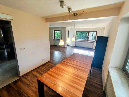 großer Wohn/Essbereich...