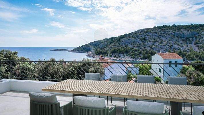 Luxusleben in ruhiger Lage nahe Rogoznica