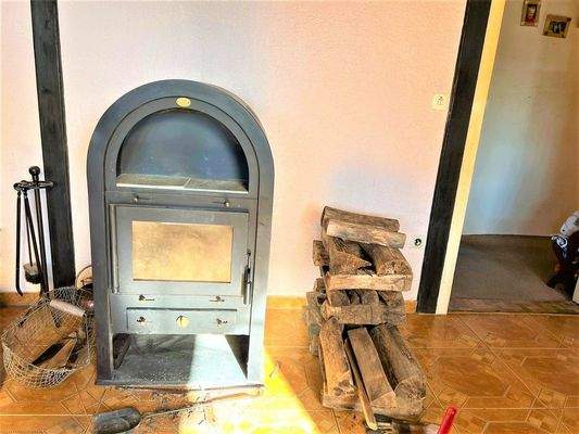 Kaminofen im Wohnzimmer EG