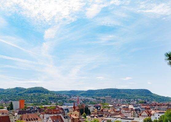 Fernblick aus dem Küchenfenster