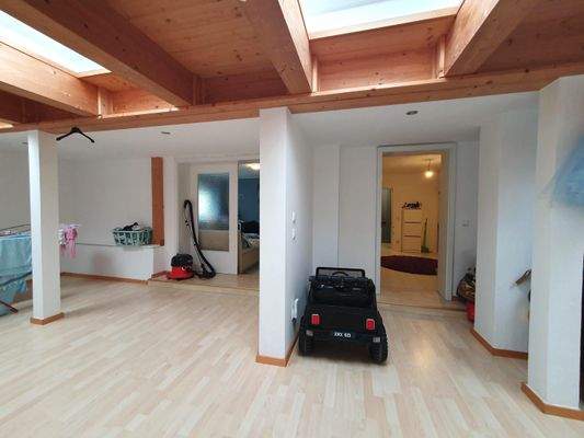 Hobbyraum mit Oberlichter