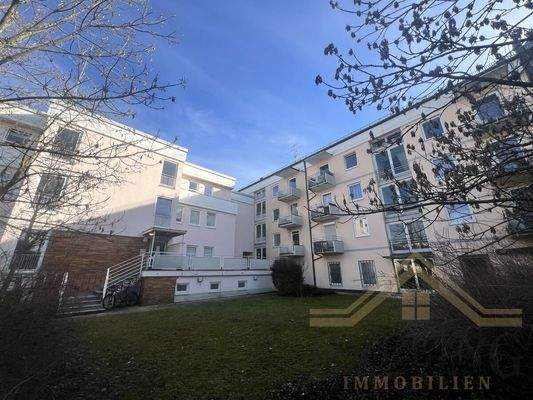 Rückseite Gebäude A & B