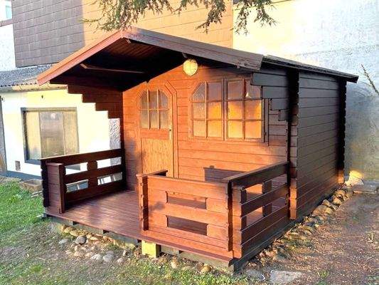 Garten-oder_Spielhuette