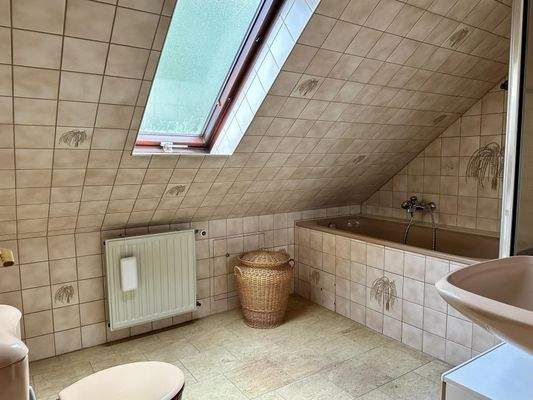 Bad Dachgeschoss