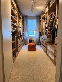 Zimmer 3 Ankleide b.jpg