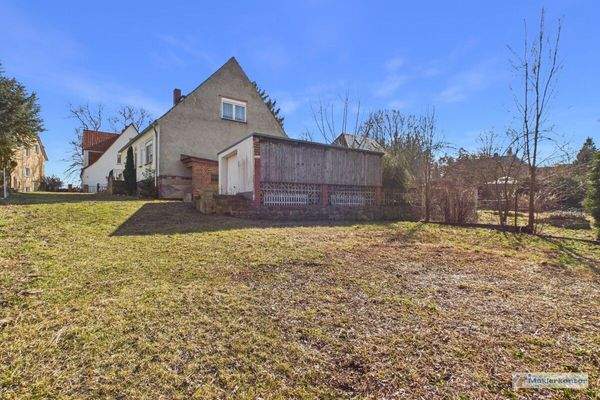 Rückseite Objekt/Garage