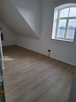 Burgdorf Gewerbefläche 9 - 9.jpg