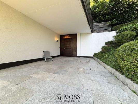 grosszügiger Eingangsbereich, EG