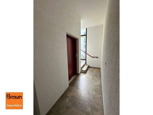 Büro-/Praxisfläche, VS-V, Treppenhaus