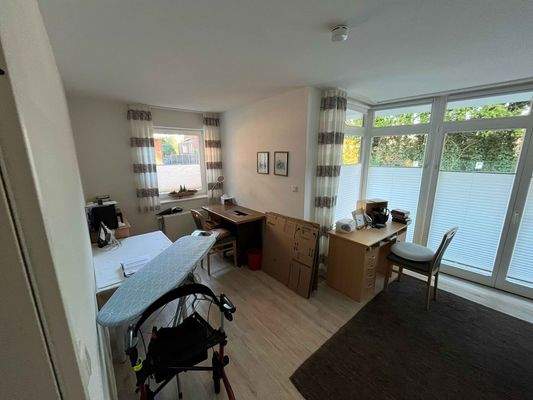 Arbeitszimmer-1.jpg