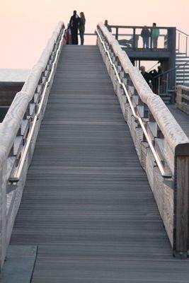 Seebrücke Heiligenhafen.jpg