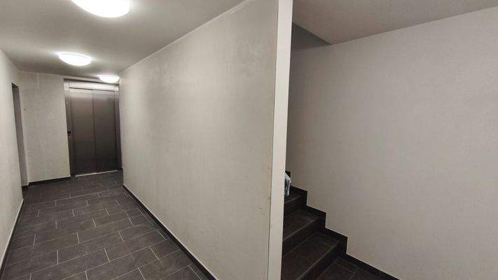 Treppenhaus - Keller