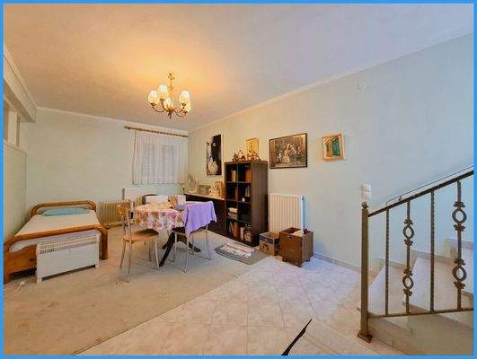 153bab00553c47ba8d299747d0134980-original