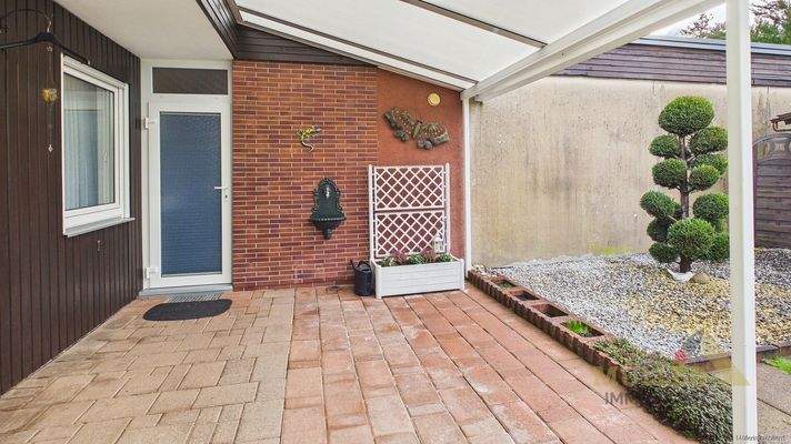 Zum Hauswirtschaftsraum