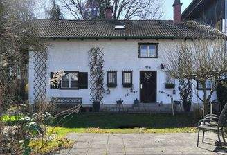 Verstecktes Haus mitten in der Stadt, grün und ruhig