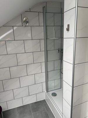 DG 2. Dusch WC  Bild 2