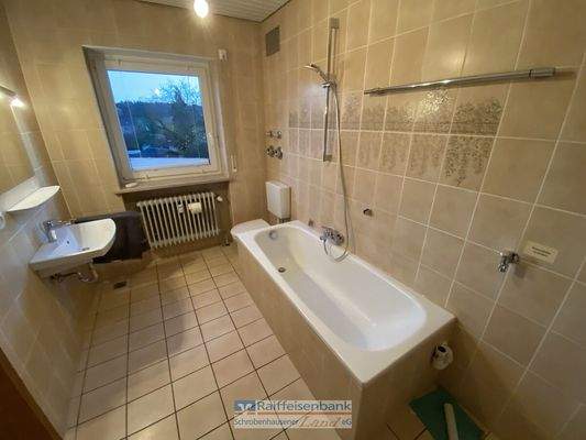 Bad mit Waschmaschinenanschluss