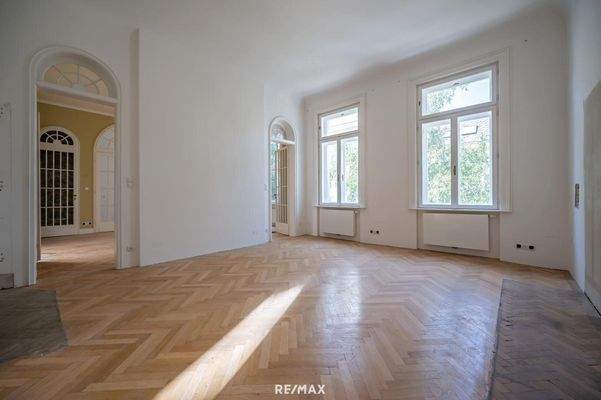 Zimmer Obergeschoss strassenseitig