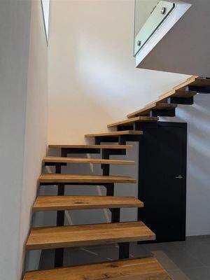 EG_Treppe zum DG