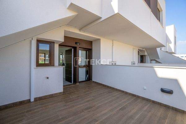 Stylish Flats with Impressive Views in San Pedro del Pinatar