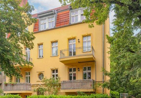 Hausansicht straßenseitig.jpg