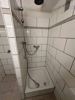 Bad (Duschabteil)