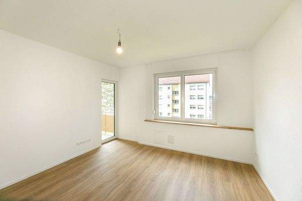 Wohnen I sanierte Wohnung EG rechts