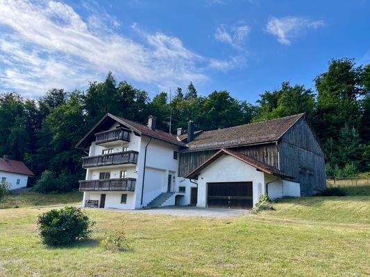 Ansicht mit Garage.JPG