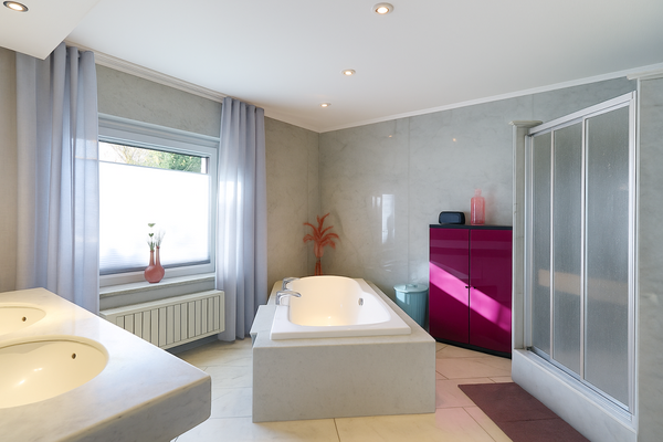 Badezimmer im EG