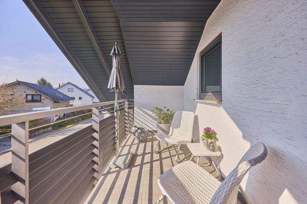 Sonnige Loggia Dachgeschoss