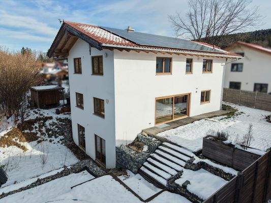 Einfamilienhaus mit Garten